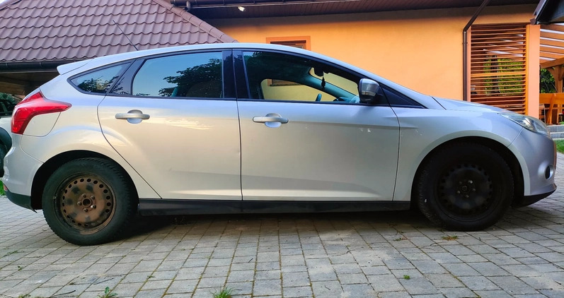 Ford Focus cena 24000 przebieg: 160000, rok produkcji 2011 z Łódź małe 67